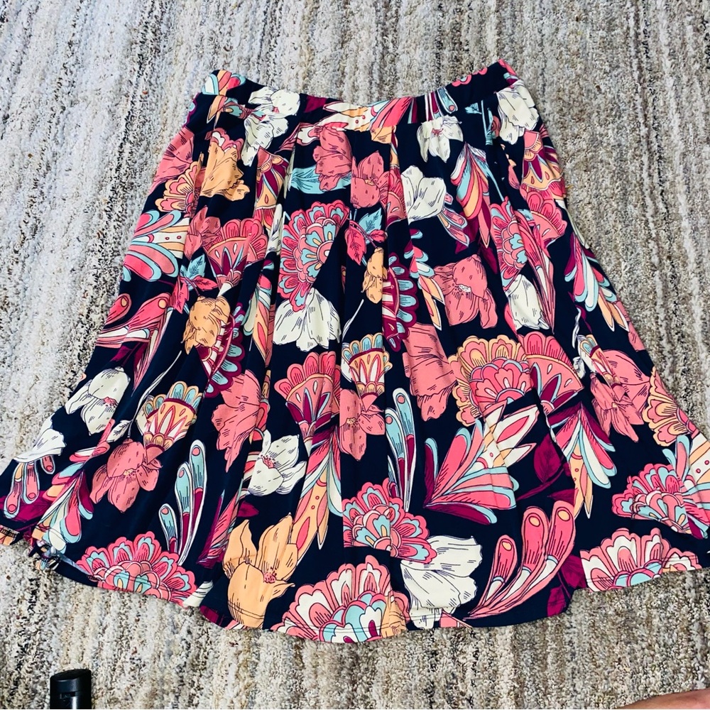 LuLaRoe Navy Circle Skirt with Pink, Coral, Cream & Teal Floral Print (c)